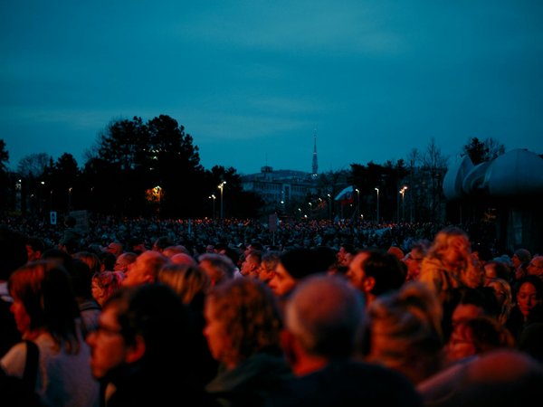 Découverte des Trésors Nomades : Préserver et Révéler l'Art de la Broderie Ancestrale